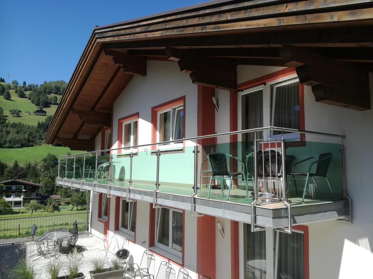 Appartement Kitzsteinhorn Kaprun Bagian luar foto